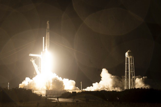 Falcon 9 стартовала с зондом-камикадзе для защиты Земли от астероидов