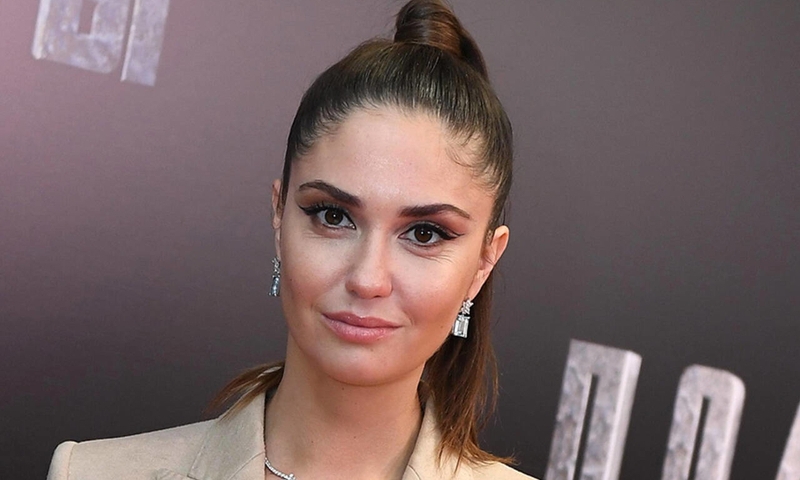 «Они этим пользуются»: Агата Муцениеце предложила наказывать женщин за харассмент