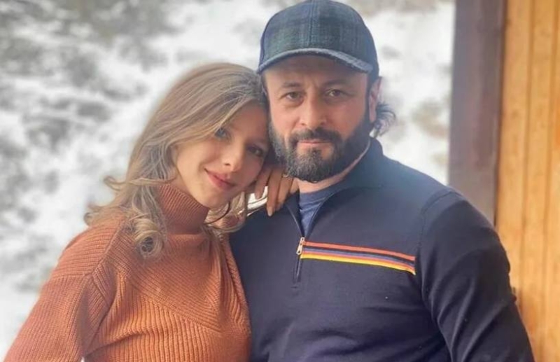 «15 лет — это уже женщина, у неё всё было»: Илья Авербух разоткровенничался про начало отношений с Лизой Арзамасовой — БлокнотРУ — Новости шоу-бизнеса. Новости шоу-бизнеса России сегодня. Новости шоу-бизнеса России. Новости шоу-бизнеса России сегодня 2025. Новости шоу бизнеса России сегодня. Новости шоу-бизнеса россии сегодня 2025. Последние новости шоу бизнеса России. Шоу бизнес России сегодня.