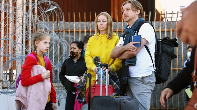 EURACTIV: ЕС может выйти из директивы по защите украинских беженцев