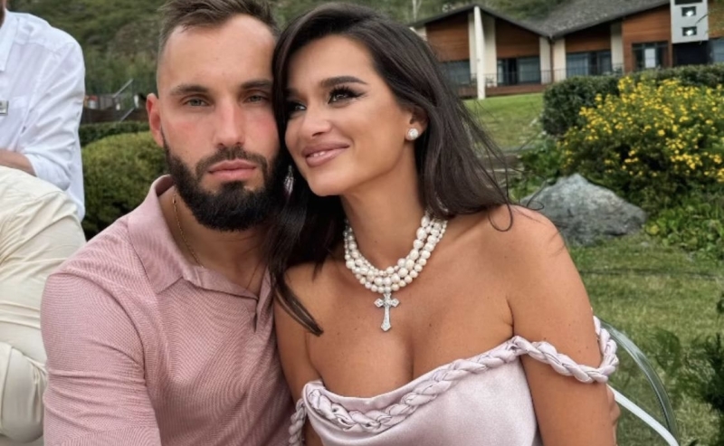 Новости шоу-бизнеса: Ксения Бородина защитила Сердюкова, которого назвали абьюзером после срыва в шоу «Сокровища императора»