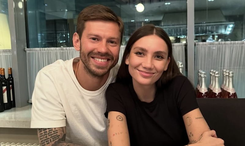 Жена Фёдора Смолова раскрыла правду о драке футболиста в кафе: «Шантажировали нас месяц, начали угрожать» — БлокнотРУ — Новости шоу-бизнеса. Новости шоу-бизнеса России сегодня. Новости шоу-бизнеса России. Новости шоу-бизнеса России сегодня 2025. Новости шоу бизнеса России сегодня. Новости шоу-бизнеса россии сегодня 2025. Последние новости шоу бизнеса России. Шоу бизнес России сегодня.