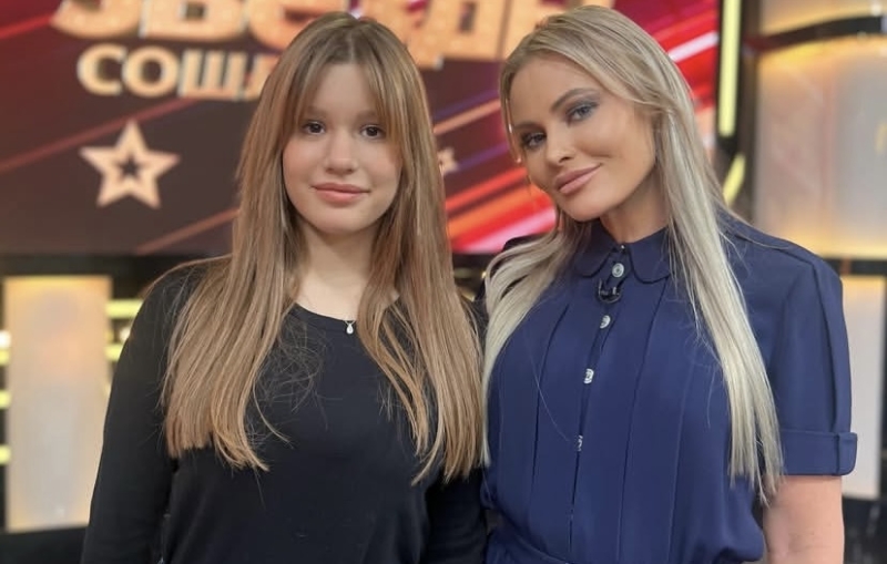 Новости шоу-бизнеса. 18-летняя дочь Даны Борисовой о своих пластических операциях: «Как сходить за хлебом» — БлокнотРУ — Новости шоу-бизнеса. Новости шоу-бизнеса России сегодня. Новости шоу-бизнеса России. Новости шоу-бизнеса России сегодня 2025. Новости шоу бизнеса России сегодня. Новости шоу-бизнеса россии сегодня 2025. Последние новости шоу бизнеса России. Шоу бизнес России сегодня.