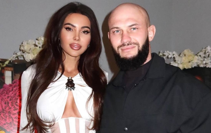 Эффектные образы Оксаны Самойловой в Париже: «голое» боди с кружевом и слухи о разладе с Джиганом — БлокнотРУ — Новости шоу-бизнеса. Новости шоу-бизнеса России сегодня. Новости шоу-бизнеса России. Новости шоу-бизнеса России сегодня 2025. Новости шоу бизнеса России сегодня. Новости шоу-бизнеса россии сегодня 2025. Последние новости шоу бизнеса России. Шоу бизнес России сегодня.