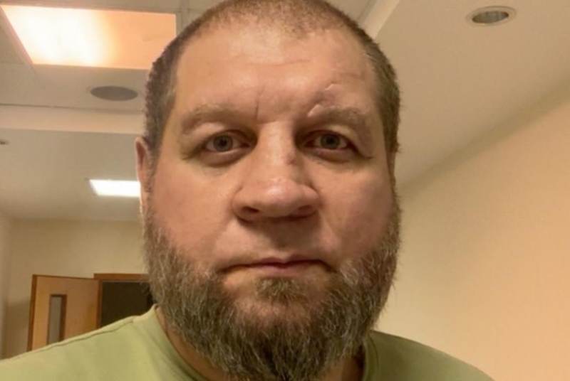 «Я не так давно узнал, что это такое»: спортсмен Емельяненко пройдет лечение в рехабе вместе с Волочковой и Джигурдой