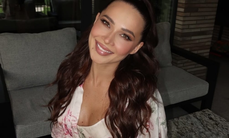 Беременную Лерчек госпитализировали во второй раз – понадобилась экстренная операция — БлокнотРУ — Лерчек беременна. От кого беременна Лерчек? От кого беременна Лерчек в четвертый раз? Лерчек беременна от кого? Лерчек беременна последни новости. Лерчек беременна последние новости от кого? Лерчек ждет ребенка от кого? Лерчек ждет 30 ребенка. От кого беременна Лерчек? Лерчек беременна или нет?